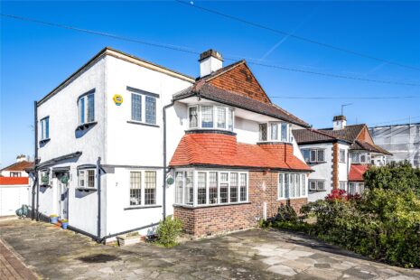 BEAT THE STAMP DUTY HOLIDAY.