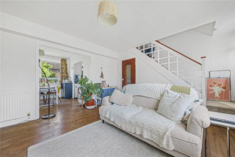 Courtlands Avenue, Lee, Lewisham, London, SE12 8JA